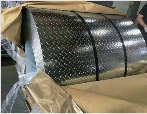 গরম-গোলাই উচ্চ দস্তা স্তর প্যাটার্ন প্লেট 5.5mm-5.75mm সহনশীলতা কাস্টমাইজযোগ্য প্রক্রিয়াকরণ