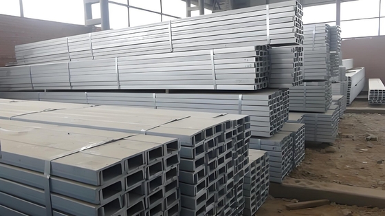 গরম রোলড স্টেইনলেস স্টীল Unistrut চ্যানেল U চ্যানেল ওজন Decoiling সেবা সঙ্গে