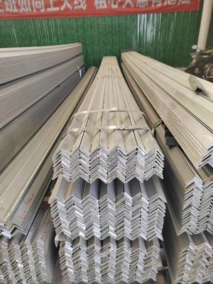 Q195-Q420 সিরিজ গ্রেড হট রোলড এঙ্গেল বার Ms স্টীল Astm A36 50x50 60x60 স্টীল এঙ্গেল