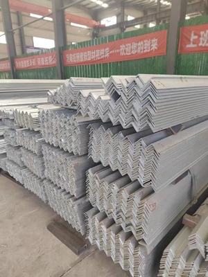Q195-Q420 সিরিজ গরম ঘূর্ণিত 120 * 120 * 3 মিমি এমএস অ্যাঞ্জেল স্টিল এল প্রোফাইল অ্যাপ্লিকেশন সহ
